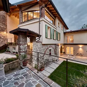 Corte Torchio Bed & Breakfast Roe