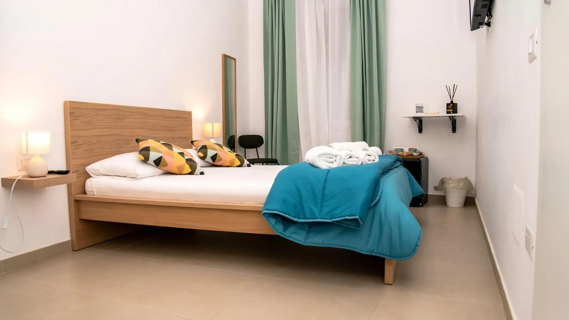 Bed and Breakfast Domus Carmela à Naples Couette-café