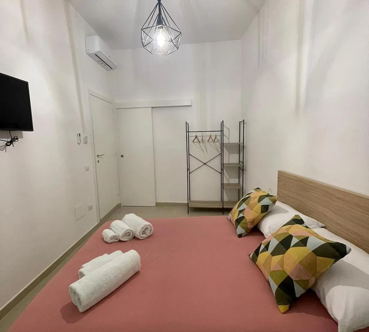 Bed and Breakfast Domus Carmela Neapol 0*,  Itálie