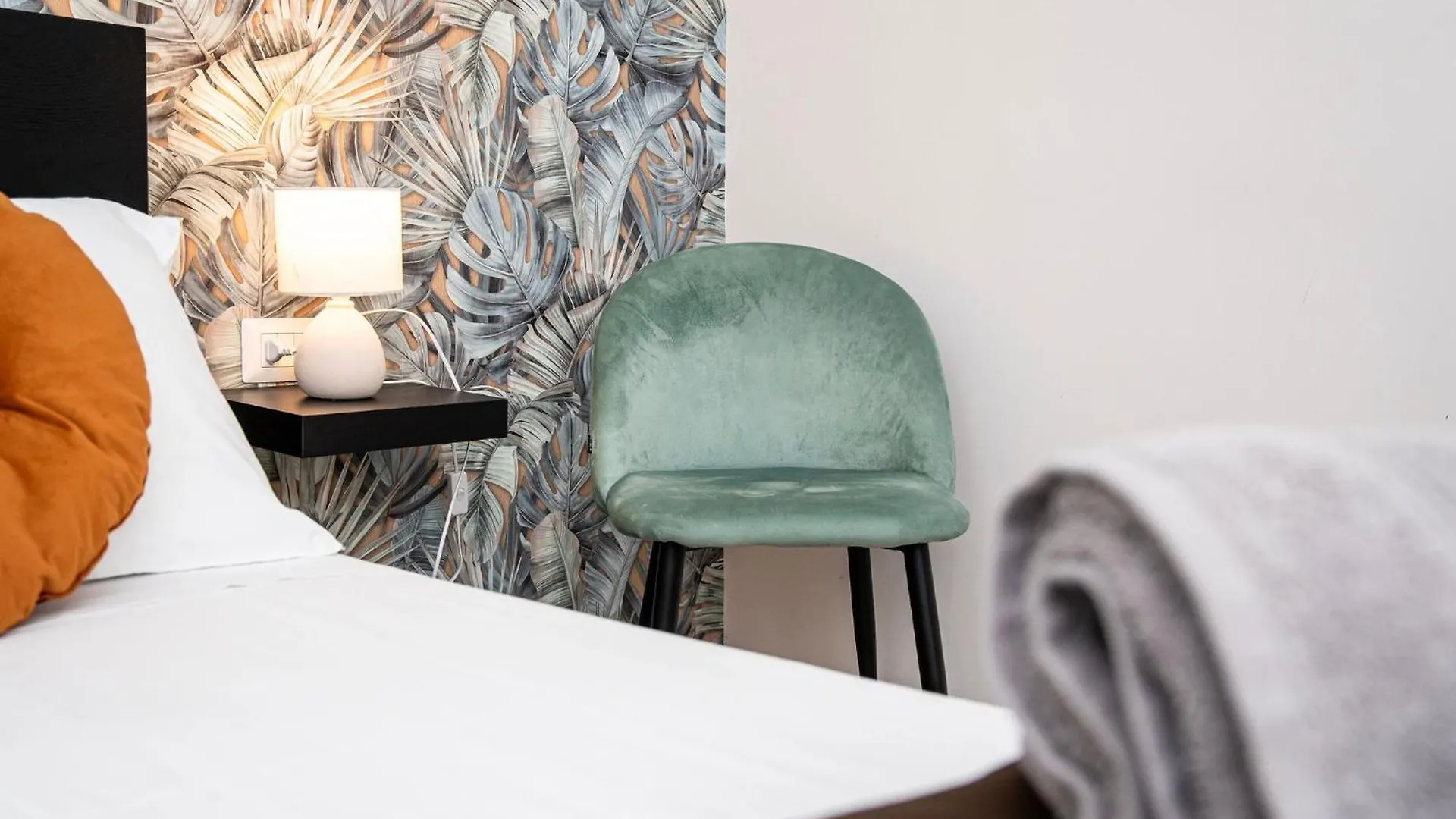 Bed and Breakfast Domus Carmela Neapol Bed & Breakfast
